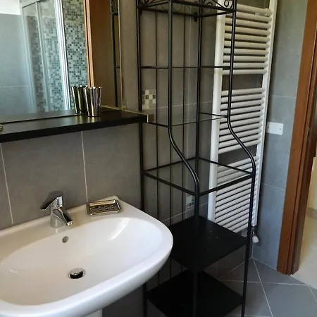 Corte Preare לינה וארוחת בוקר 3*